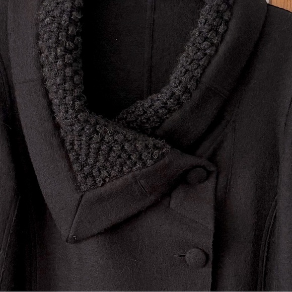 Indigenous Peruvian Alpaca Felt Asymmetrical Topper - Picture 3 of 15